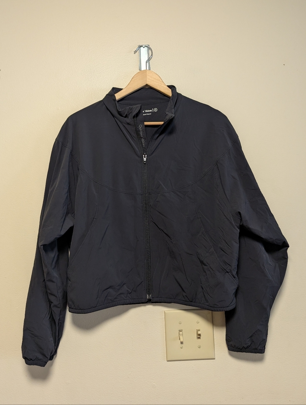 Outdoor Voices Cropped Zip Jacket Black Women’s Medium Athletic